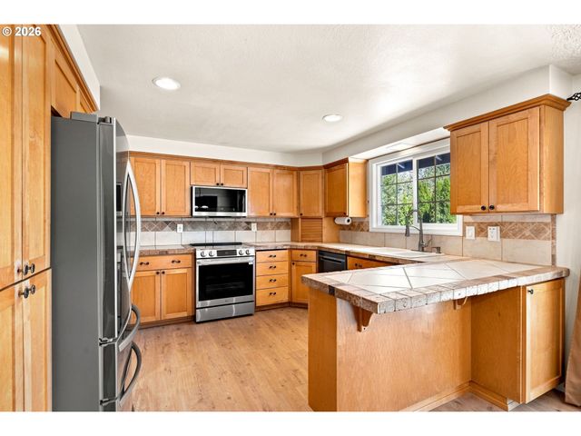 217 Sw 2ND Ct, Battle Ground, WA 98604