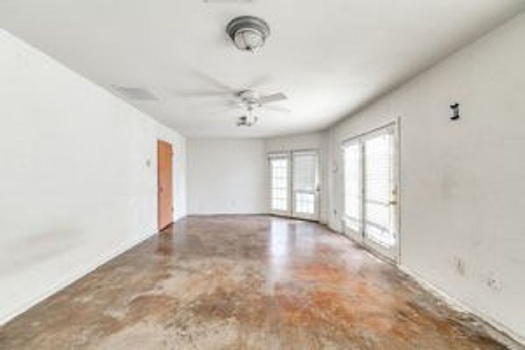 Image 35 of property listing at 1523 S David St, San Angelo, TX 76901