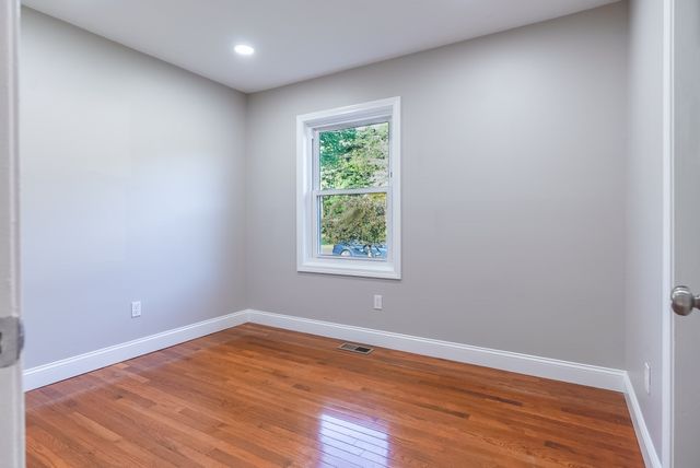 39 Ruby Ct, Dartmouth, MA 02747
