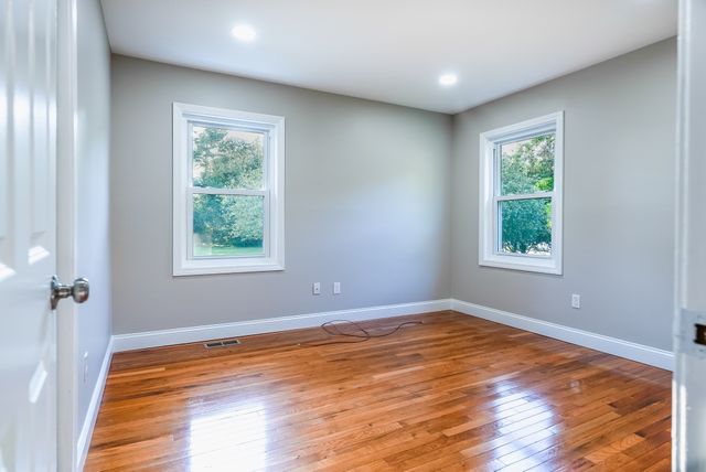 39 Ruby Ct, Dartmouth, MA 02747