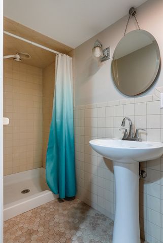 39 Ruby Ct, Dartmouth, MA 02747
