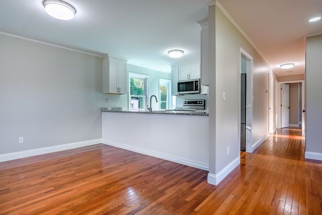 39 Ruby Ct, Dartmouth, MA 02747