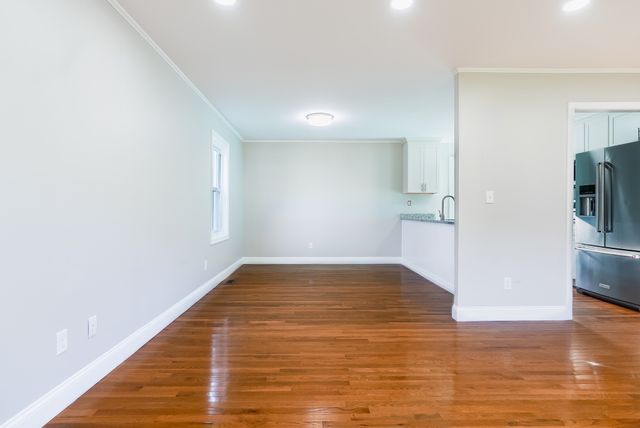 39 Ruby Ct, Dartmouth, MA 02747