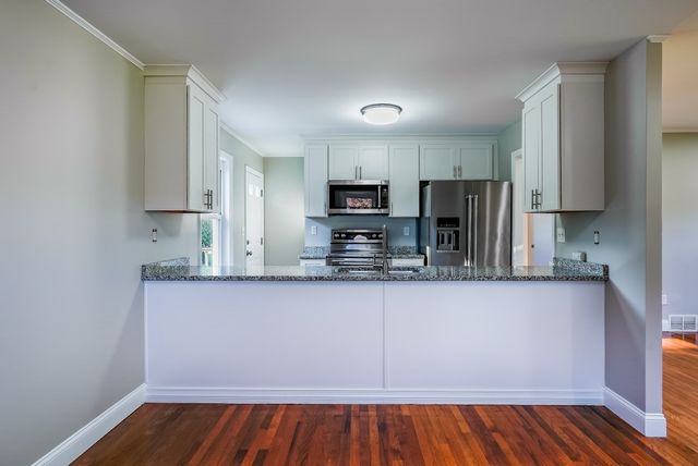 39 Ruby Ct, Dartmouth, MA 02747