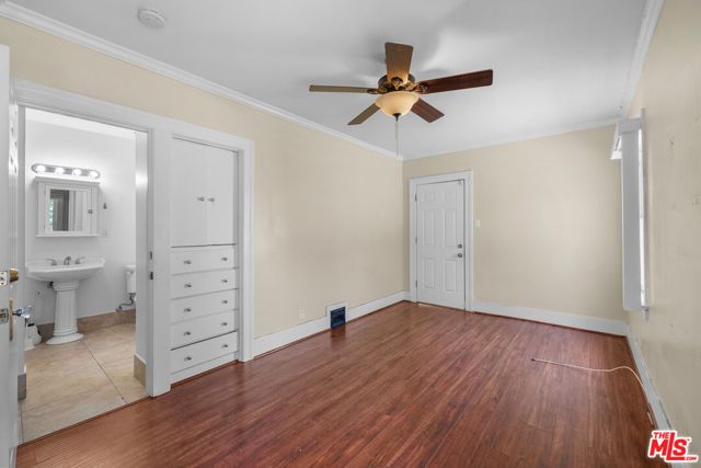 1231 S St Andrews Place, Los Angeles, CA 90019