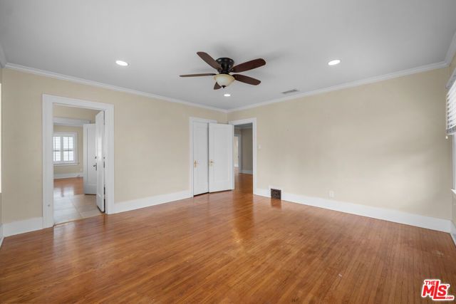 1231 S St Andrews Place, Los Angeles, CA 90019