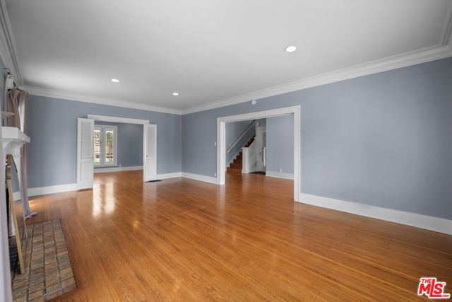 1231 S St Andrews Place, Los Angeles, CA 90019