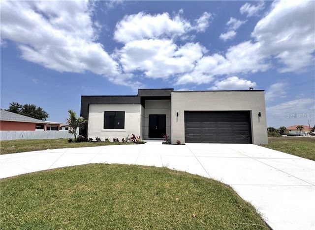 1247 KISMET PARKWAY W, Cape Coral, FL 33993