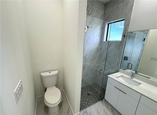 1247 KISMET PARKWAY W, Cape Coral, FL 33993