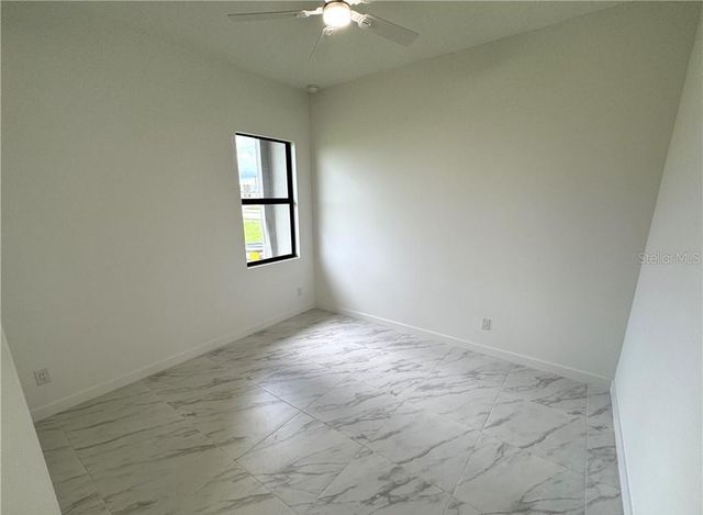 1247 KISMET PARKWAY W, Cape Coral, FL 33993