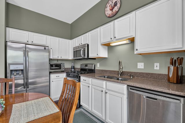 21249 W Edison Lane, Plainfield, IL 60544