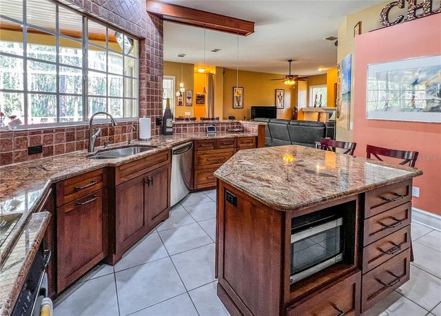 8422 SHENANDOAH RUN, Wesley Chapel, FL 33544