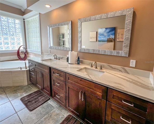 8422 SHENANDOAH RUN, Wesley Chapel, FL 33544