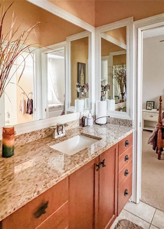 Image 43 of property listing at 8422 SHENANDOAH RUN, Wesley Chapel, FL 33544