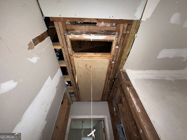 2005 Arlington Circle NW, Atlanta, GA 30318