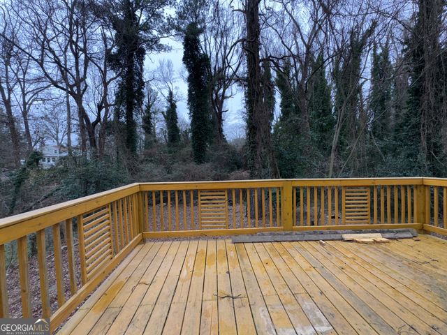 2005 Arlington Circle NW, Atlanta, GA 30318