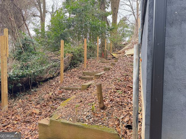 2005 Arlington Circle NW, Atlanta, GA 30318