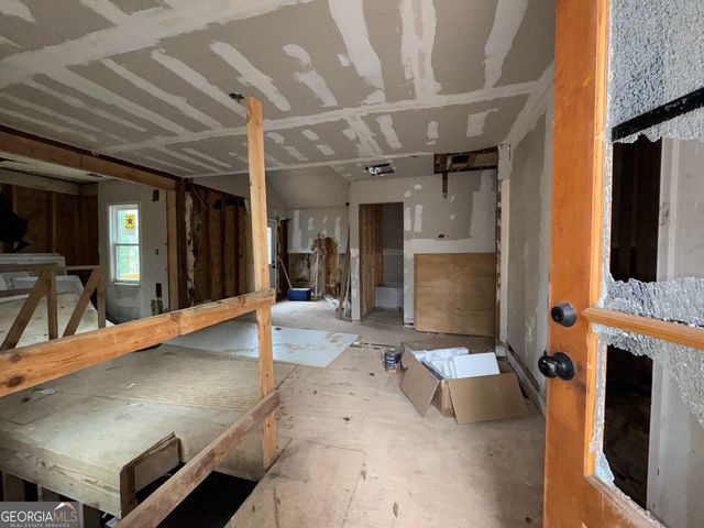 2005 Arlington Circle NW, Atlanta, GA 30318