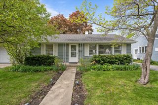 1042 Alfini Drive, Des Plaines, IL 60016