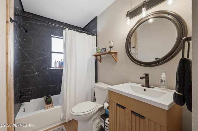 1611 6TH Avenue N, Jacksonville Beach, FL 32250