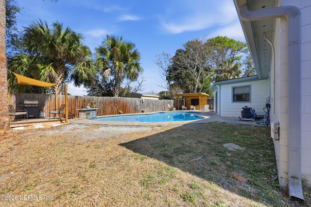 1611 6TH Avenue N, Jacksonville Beach, FL 32250
