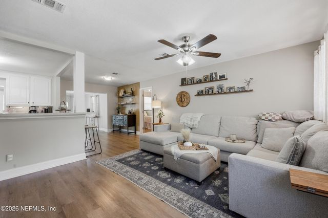 1611 6TH Avenue N, Jacksonville Beach, FL 32250