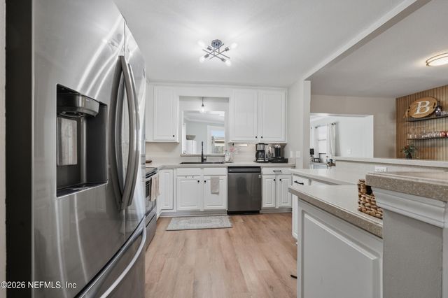 1611 6TH Avenue N, Jacksonville Beach, FL 32250