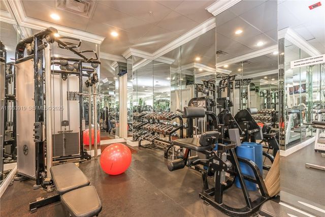 2030 S Ocean Dr 1826, Hallandale Beach, FL 33009