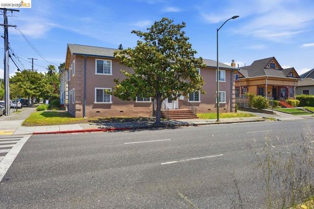 5936 Martin Luther King Jr Way, Oakland, CA 94609