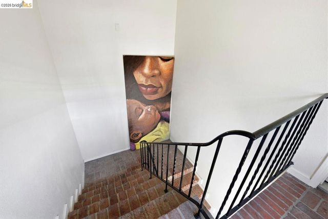 5936 Martin Luther King Jr Way, Oakland, CA 94609