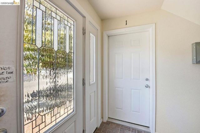 5936 Martin Luther King Jr Way, Oakland, CA 94609