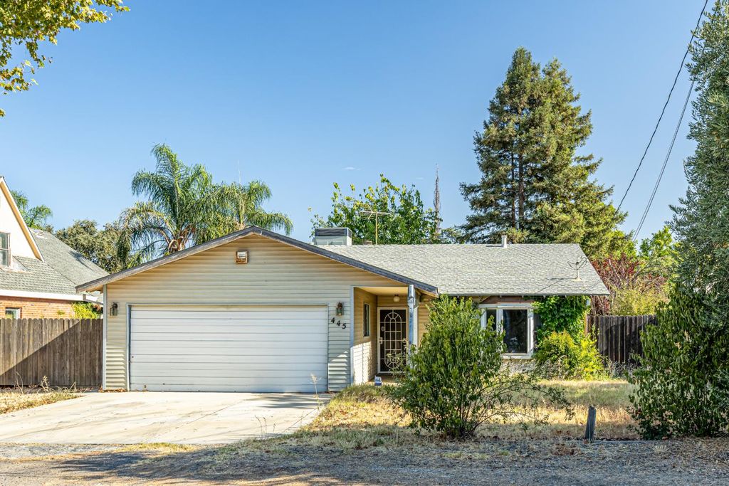 445 O St, Rio Linda, CA 95673