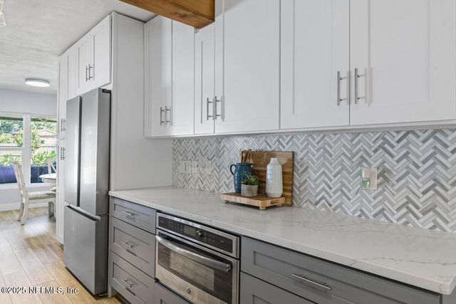 1901 TANGLEWOOD Road, Jacksonville Beach, FL 32250