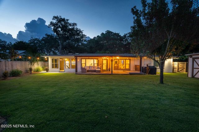 1901 TANGLEWOOD Road, Jacksonville Beach, FL 32250