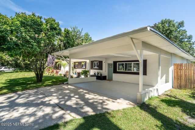 1901 TANGLEWOOD Road, Jacksonville Beach, FL 32250