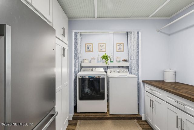 1901 TANGLEWOOD Road, Jacksonville Beach, FL 32250