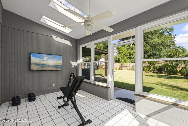 1901 TANGLEWOOD Road, Jacksonville Beach, FL 32250