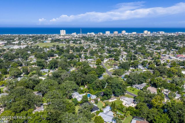 1901 TANGLEWOOD Road, Jacksonville Beach, FL 32250