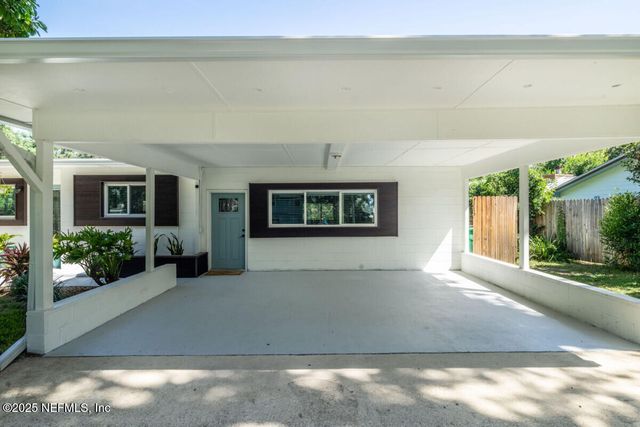 1901 TANGLEWOOD Road, Jacksonville Beach, FL 32250