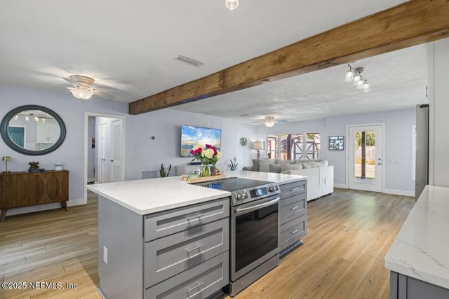 1901 TANGLEWOOD Road, Jacksonville Beach, FL 32250