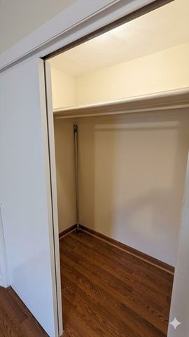 1084 Chestnut St 1, Newton, MA 02464