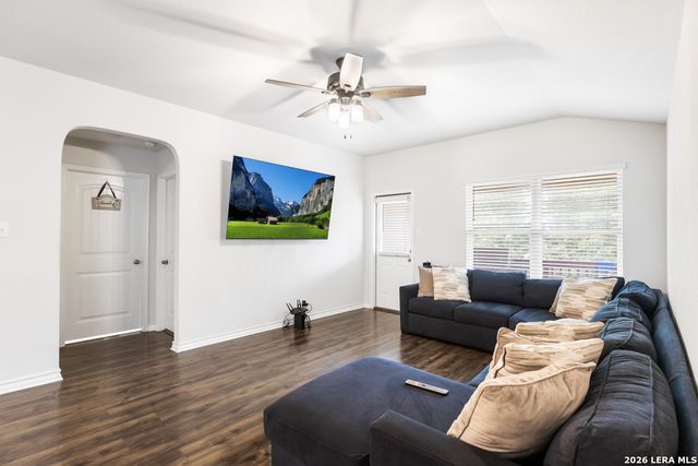 5919 Hindes Stone, San Antonio, TX 78253