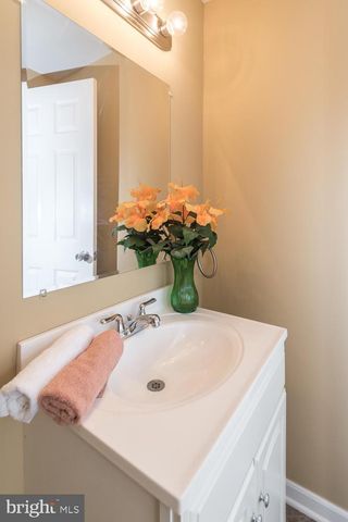 412 NORRISTOWN, Horsham, PA 19044