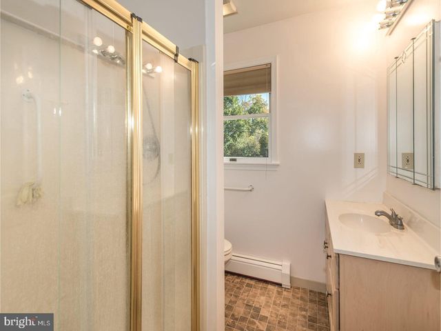 412 NORRISTOWN, Horsham, PA 19044