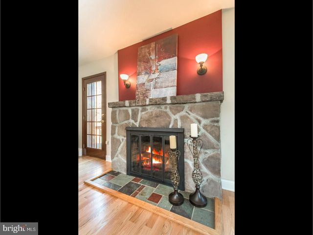 412 NORRISTOWN, Horsham, PA 19044