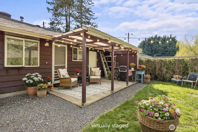 5709 Grove Street, Marysville, WA 98270