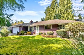 5709 Grove Street, Marysville, WA 98270