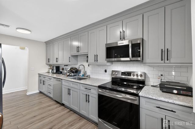 1326 Leguene Avenue, Lacey, NJ 08731