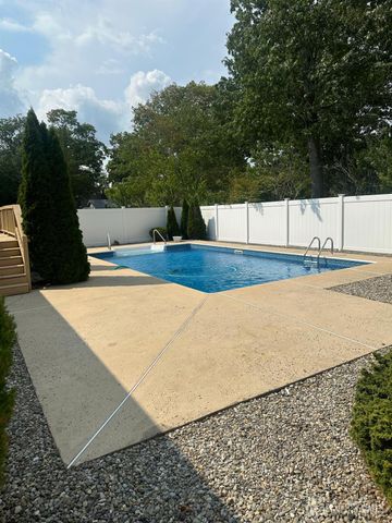 1326 Leguene Avenue, Lacey, NJ 08731