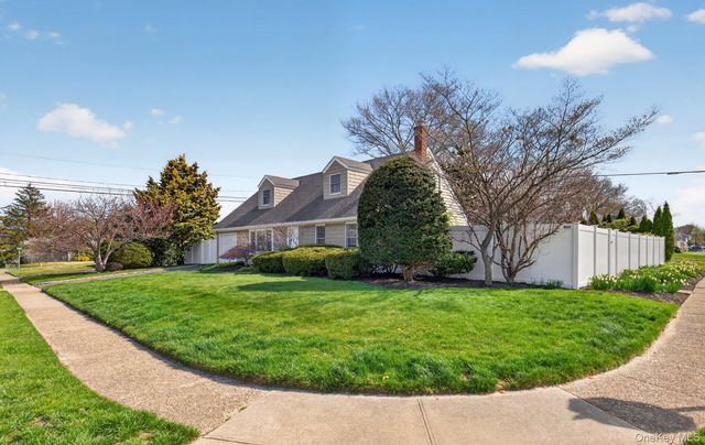 77 Miller Avenue, Port Jefferson Station, NY 11776